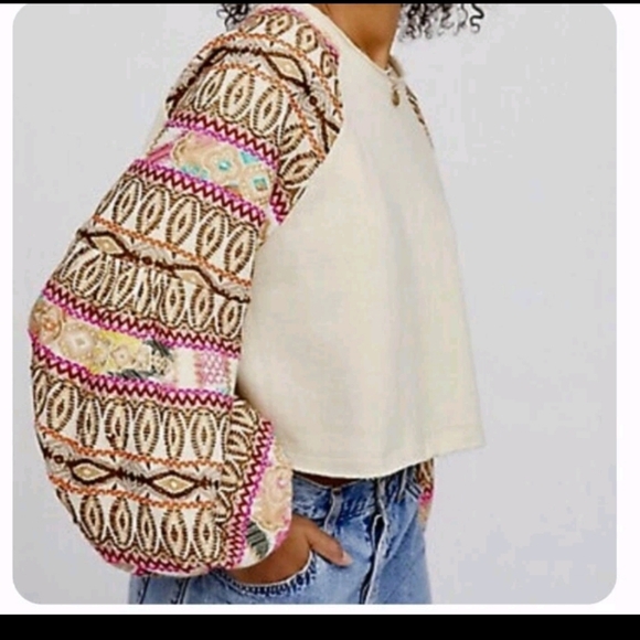 Free People Sweaters - Free People Cream Cropped Embroidered Balloon Sleeve Boho Statement Sweater XS